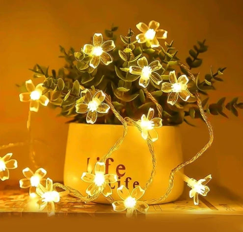 Warm White Floral Fairy Lights – Silicone Flower LED String for Indoor & Outdoor Decor